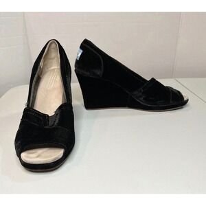 TOMS Black Velvet Peep Toe Wedge Heels Shoes Womens Size 8 Whimsygoth 90s Office
